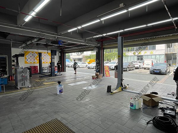 廣東赤兔養(yǎng)車-深圳橫崗店-機修車間