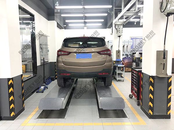上海孚創(chuàng)4S店-浦東周浦孚創(chuàng)-機(jī)修工位2